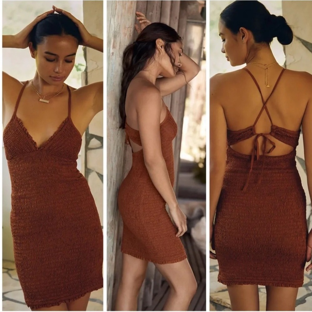 Anthropologie The Ellen Mini Dress Size XS Rust Smocked V-Neck Open Back Summer
